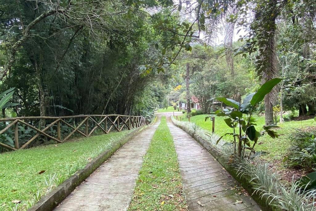 Sitio Vale Da Colina-Nazare Paulista - 10 Pessoas Βίλα Εξωτερικό φωτογραφία